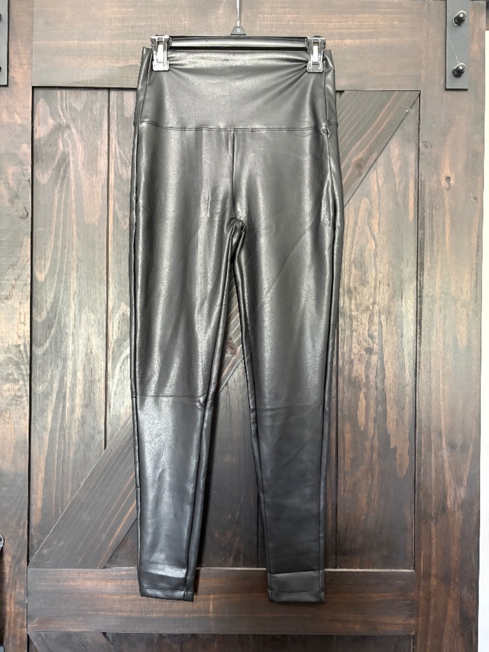 Leather leggings